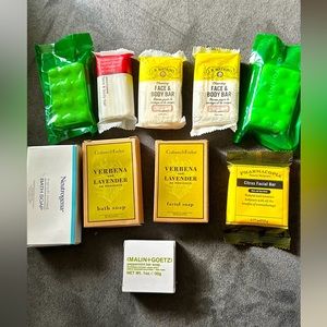 Set of 10 soaps